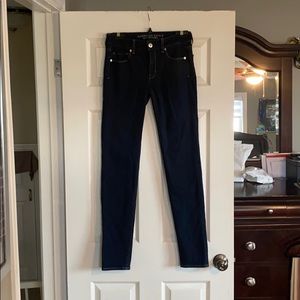 American Eagle stretchy jeans Size 4 X-Long